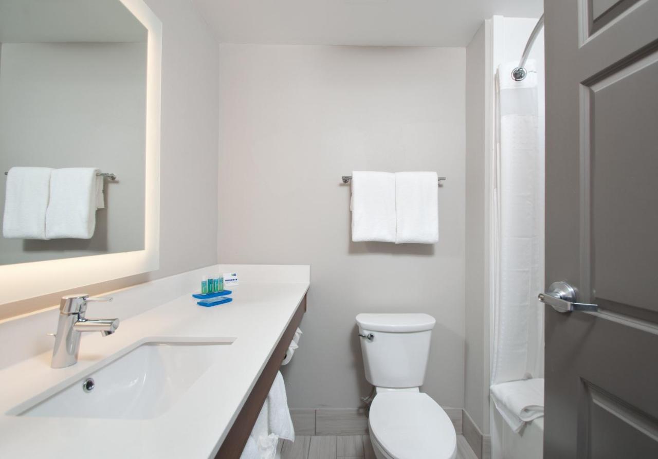 Holiday Inn Express Quantico - Stafford By Ihg Dış mekan fotoğraf